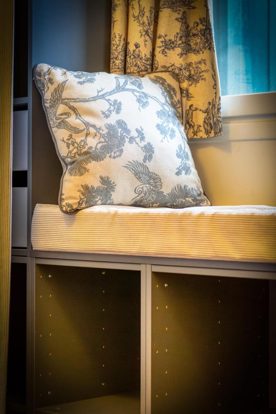Апартаменты Rose Ecrin De Charme Avec Parking Terrasse Privee Et Jardin Partage Grand-Couronne Экстерьер фото